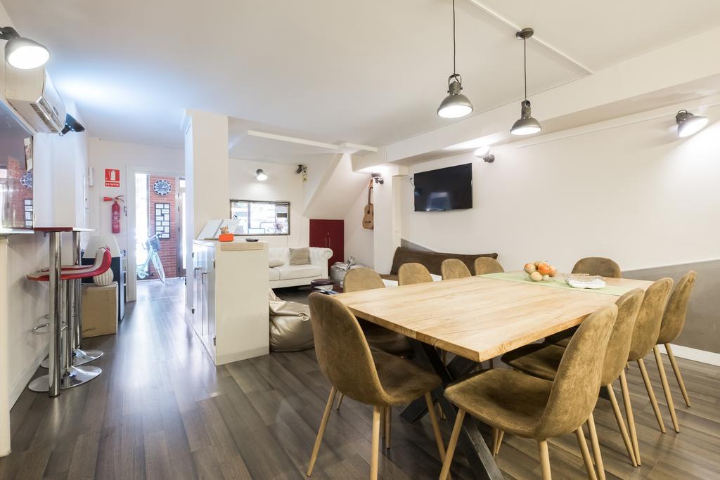 Barcelona & You Hostel Sagrada Familia Luaran gambar
