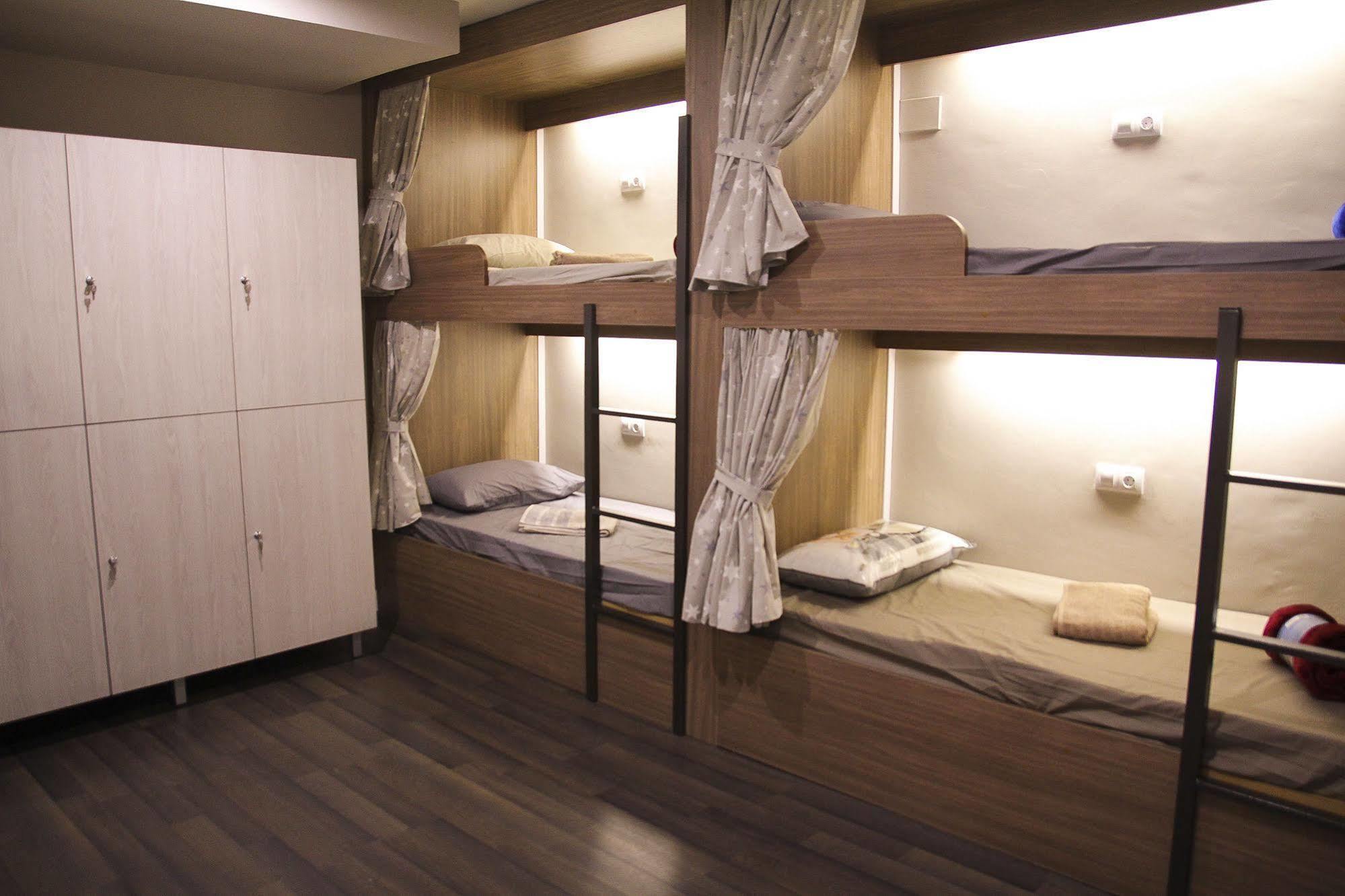 Barcelona & You Hostel Sagrada Familia Luaran gambar